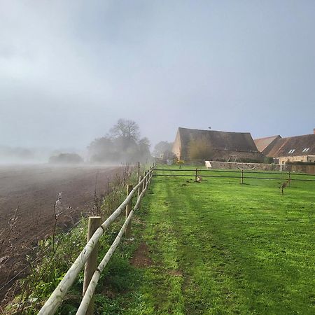 Gite Au Centre De La France Vesdun Dış mekan fotoğraf