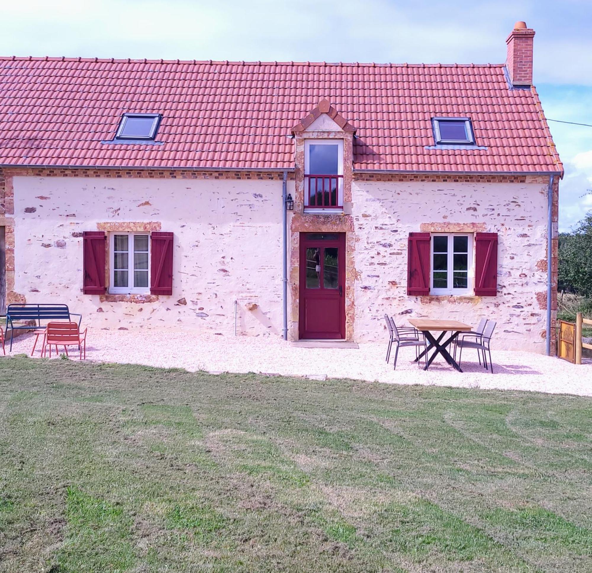 Gite Au Centre De La France Vesdun Dış mekan fotoğraf